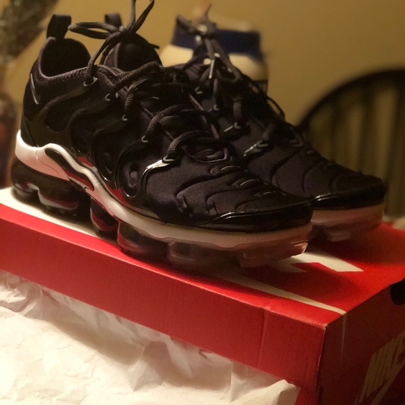 Men’s Vapormax Plus Sz 10 - Picture 4 of 4